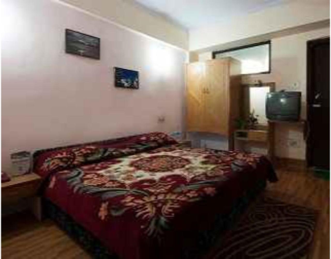 Anamika Hotel Nainital Exterior foto